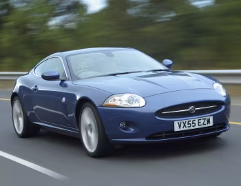 Jaguar XK Coupe [UK-spec] '2006–09