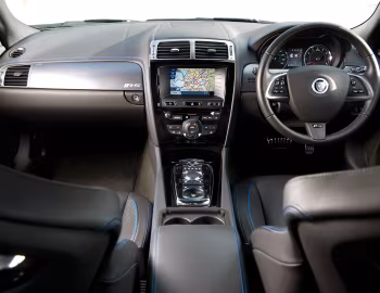 Panel frontal Jaguar XKR-S [UK-spec] '2011–14