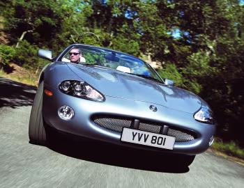 Jaguar XKR Convertible [UK-spec] (X100) '2003–04