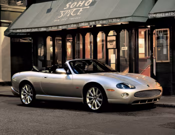 Jaguar XKR Convertible [UK-spec] (X100) '2004–05