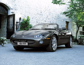 Jaguar XKR Convertible [UK-spec] (X100) '2003–04