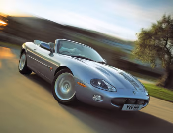 Jaguar XKR Convertible [UK-spec] (X100) '2003–04