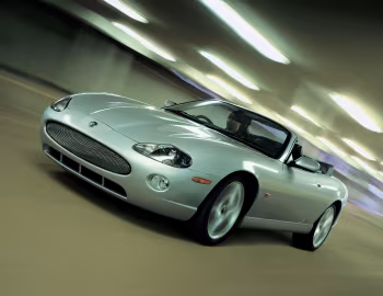 Jaguar XKR Convertible [UK-spec] (X100) '2004–05