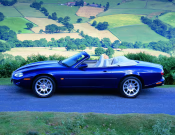 Jaguar XKR Convertible [UK-spec] (X100) '1998–2000