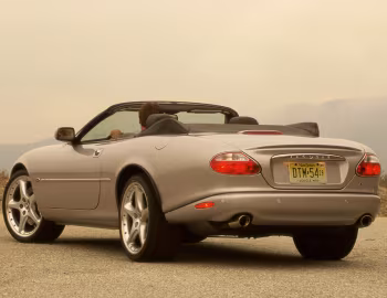 2001–02 Jaguar XKR Convertible [North America] (X100) '2000–02