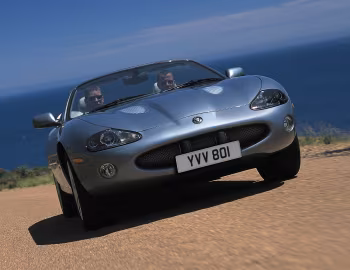 Jaguar XKR Convertible [UK-spec] (X100) '2003–04