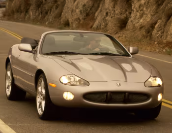 2001–02 Jaguar XKR Convertible [North America] (X100) '2000–02