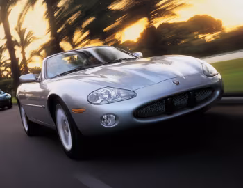 Jaguar XKR Convertible [UK-spec] (X100) '2000–02