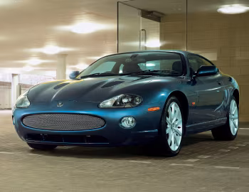 Jaguar XKR Coupe [UK-spec] (X100) '2004–05
