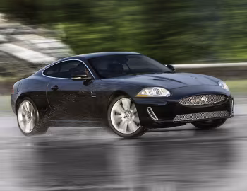 Jaguar XKR Coupe [UK-spec] '2009–11