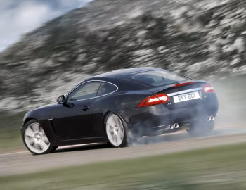 Jaguar XKR Coupe [UK-spec] '2009–11