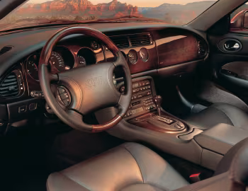 Panel frontal Jaguar XKR Coupe [Worldwide] '1998–2000