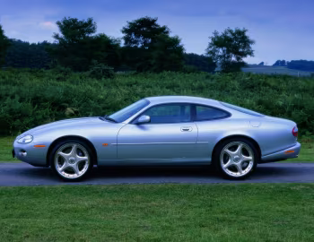 Jaguar XKR Coupe R Performance [UK-spec] (X100) '1999–2000
