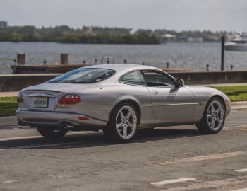 2000–01 Jaguar XKR Silverstone Coupe [North America] (X100)