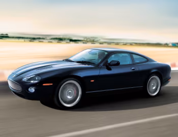 Jaguar XKR Coupe [UK-spec] (X100) '2004–05