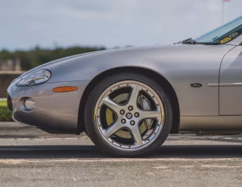 2000–01 Jaguar XKR Silverstone Coupe [North America] (X100)