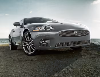 Jaguar XKR Portfolio '2008