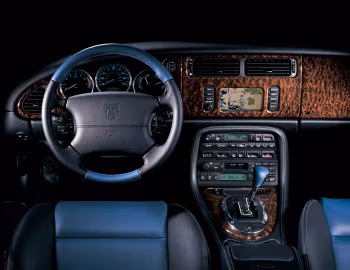 Panel frontal 2004 Jaguar XKR Portfolio Convertible [US-spec] '2004