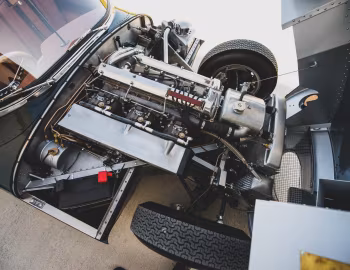 Bajo el capó Jaguar XKSS Continuation (XKSS775) '2017