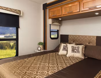 Интерьер 2017 Jayco Alante '2016–17