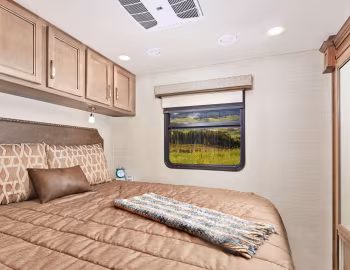Интерьер 2018–21 Jayco Precept 29V '2017–21