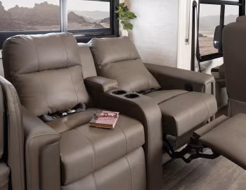 Интерьер 2019–н.в. Jayco Precept 34G '2018–н.в.