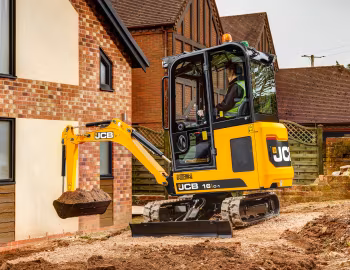 JCB 16C-1 '2018–pr.