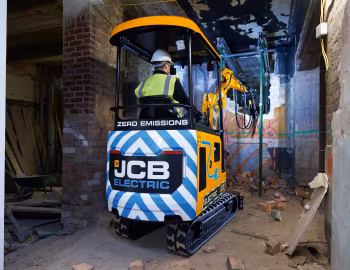 JCB 19C-1E '11.2018–07.2019