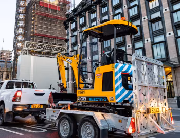 JCB 19C-1E '11.2018–07.2019