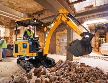 JCB 19C-1E '11.2018–07.2019
