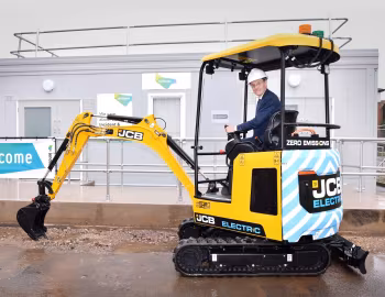 JCB 19C-1E '11.2018–07.2019