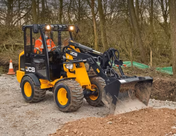 JCB 403 Cab '02.2017–21