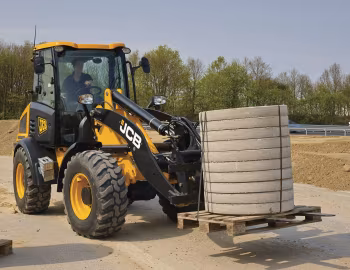 JCB 409 '2014–18