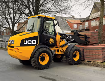 JCB 409 '2010–14
