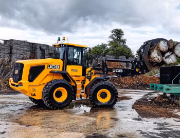JCB 427 '2012–pr.