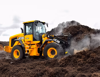 JCB 427 '2012–pr.