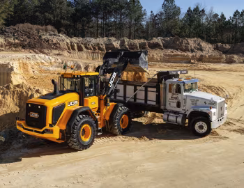 JCB 437, International Harvester PayStar 5000