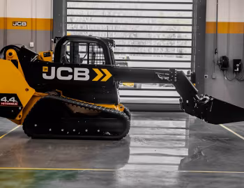 JCB 4TS-8T '2025–pr.