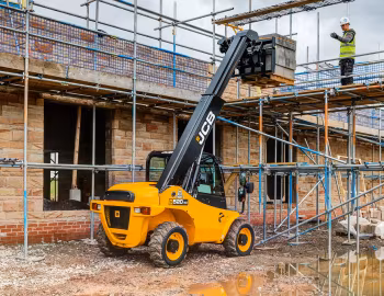 JCB 520-40 '2010–17