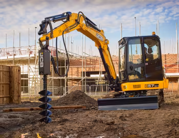 JCB 57C-1 '2016–pr.