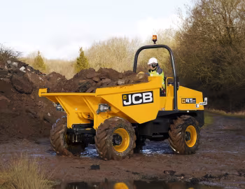 JCB 6TFT '02.2015–18
