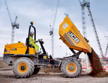 JCB 6TST '02.2015–18