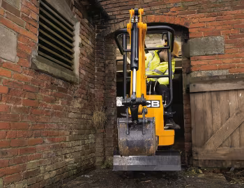 JCB 8008 CTS '2011–pr.