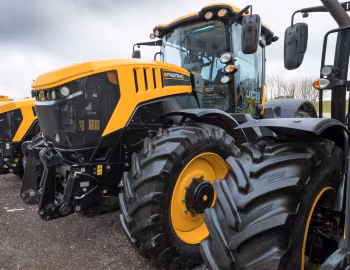 JCB Fastrac 8330 '10.2016–22