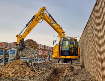 JCB JZ140LC '2010–24