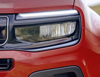 Jeep Avenger [UK-spec] (516) '2023–pr.