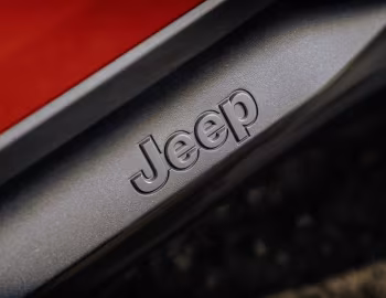 Logotipo Jeep Avenger [UK-spec] (516) '2023–pr.