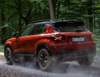 Jeep Avenger 4xe [EU-spec] (516) '2026