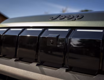Jeep Avenger 4xe 85th Anniversary [EU-spec] (516) '2026