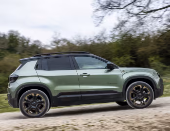 Jeep Avenger 4xe 85th Anniversary [EU-spec] (516) '2026